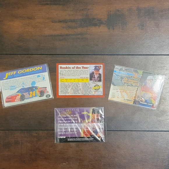 Set of 4 Jeff Gordon Trading Cards - Picture 4 of 5